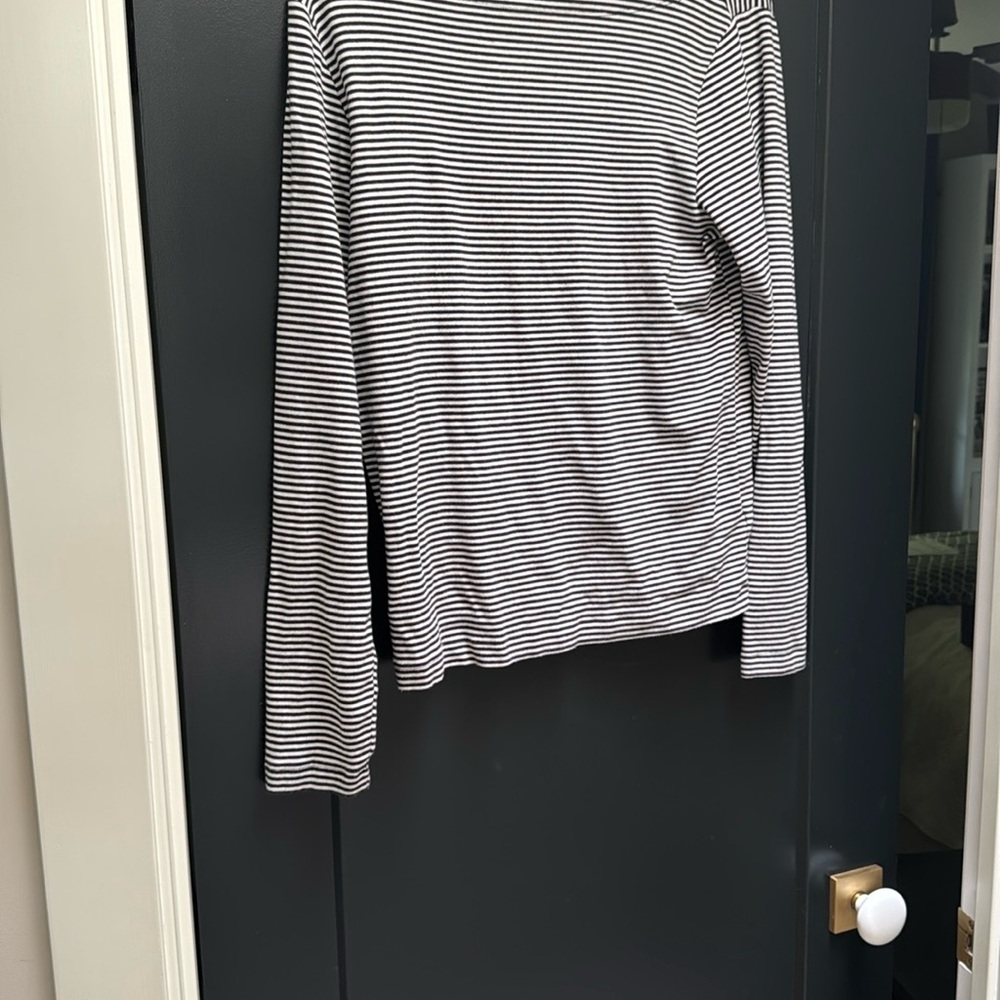 GAP navy  and White Striped Long Sleeve Tee